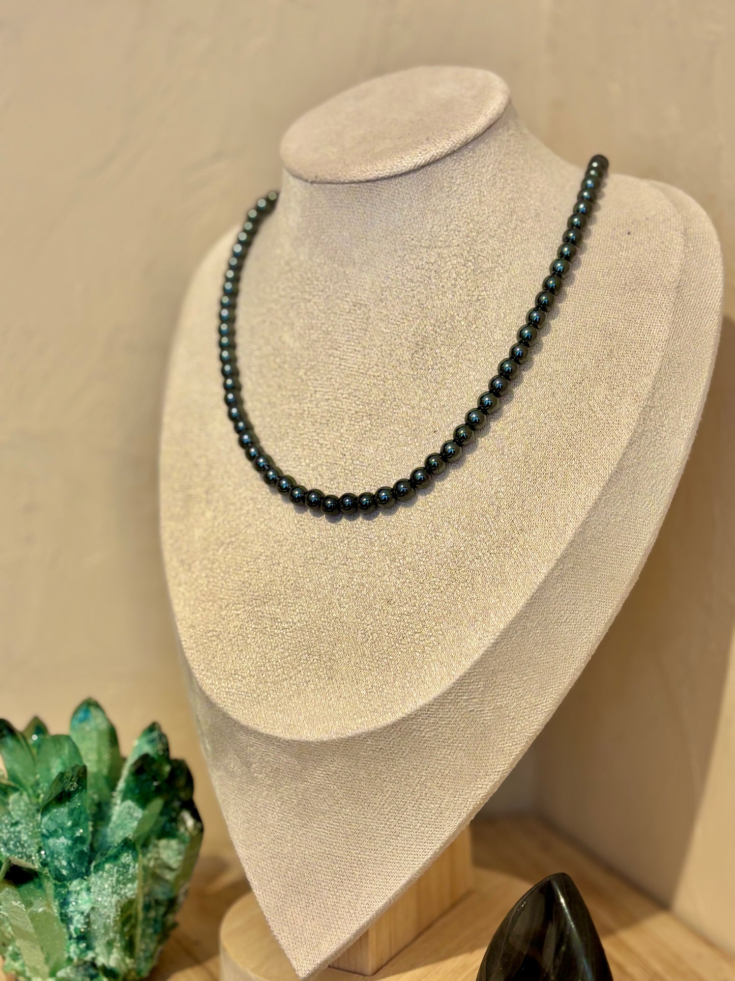 Collier en hématite