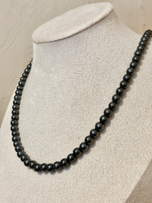 Collier en hématite